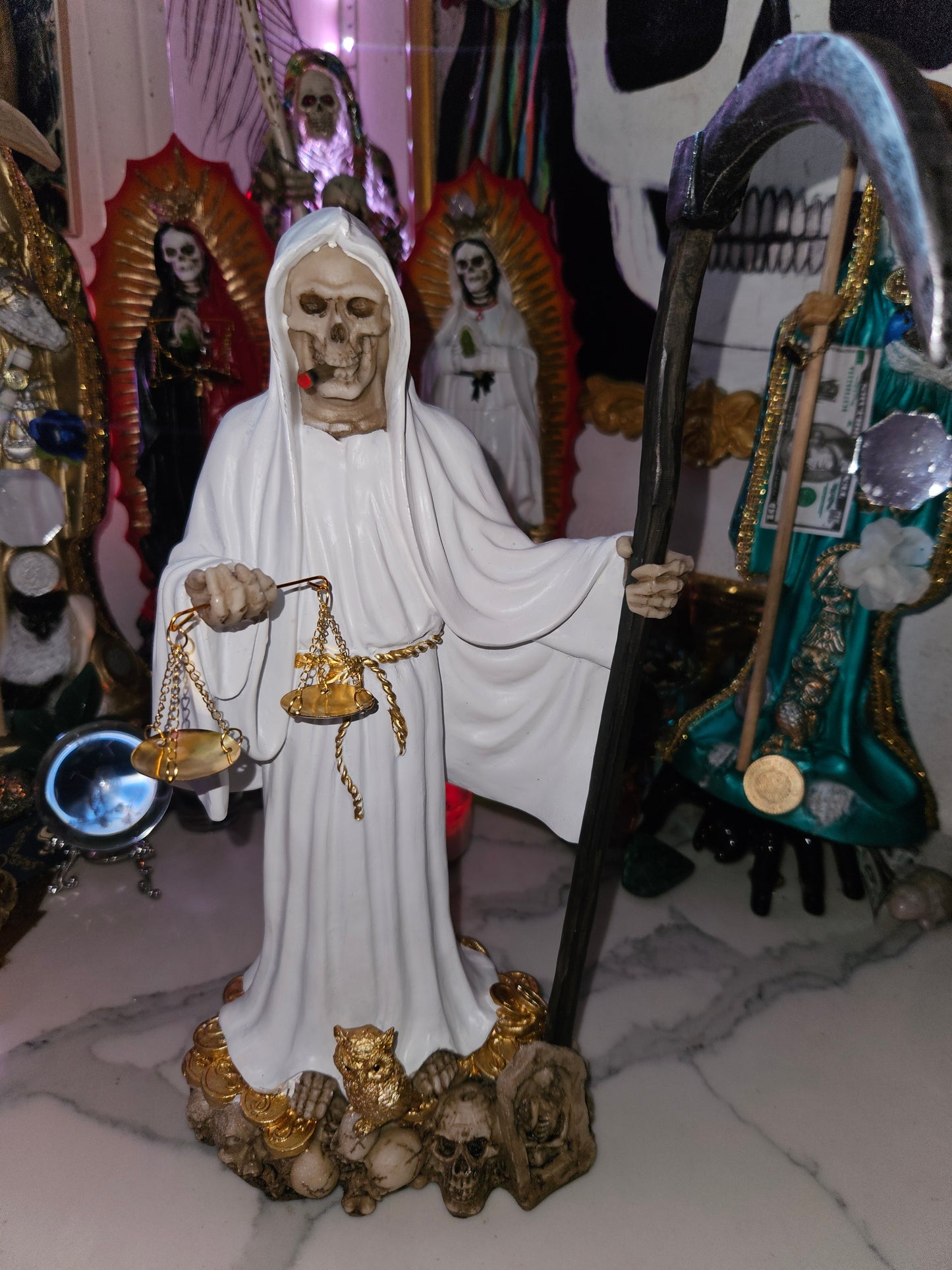13" Niña Blanca (White Robe) Santa Muerte Statue with removable scales