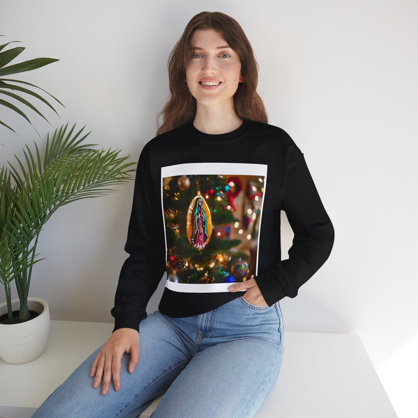 "Mami Ornament" Crewneck Sweatshirt