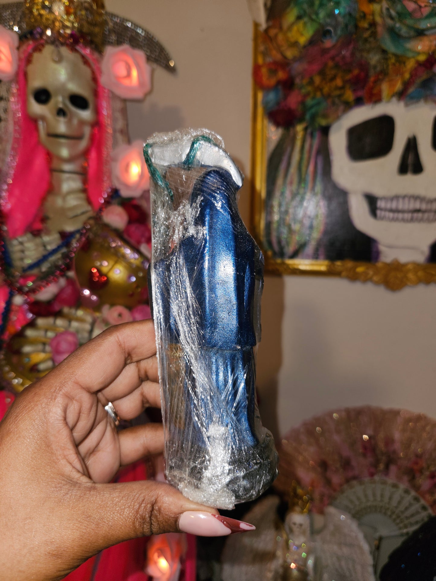 6" Rose on Scythe Santa Muerte Statue