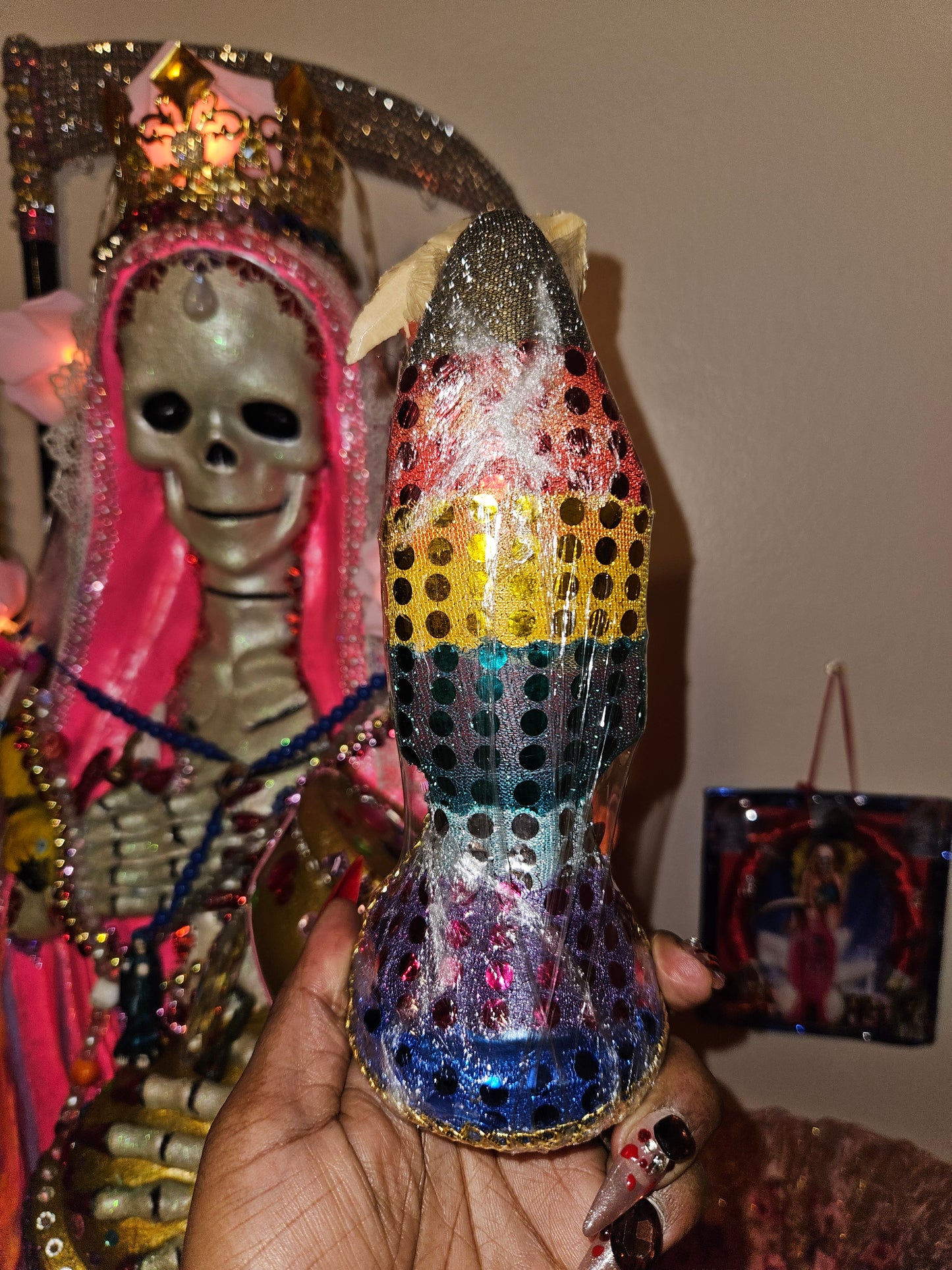 8" Vestida 7 Colores/Rainbow Robe Santa Muerte Statue