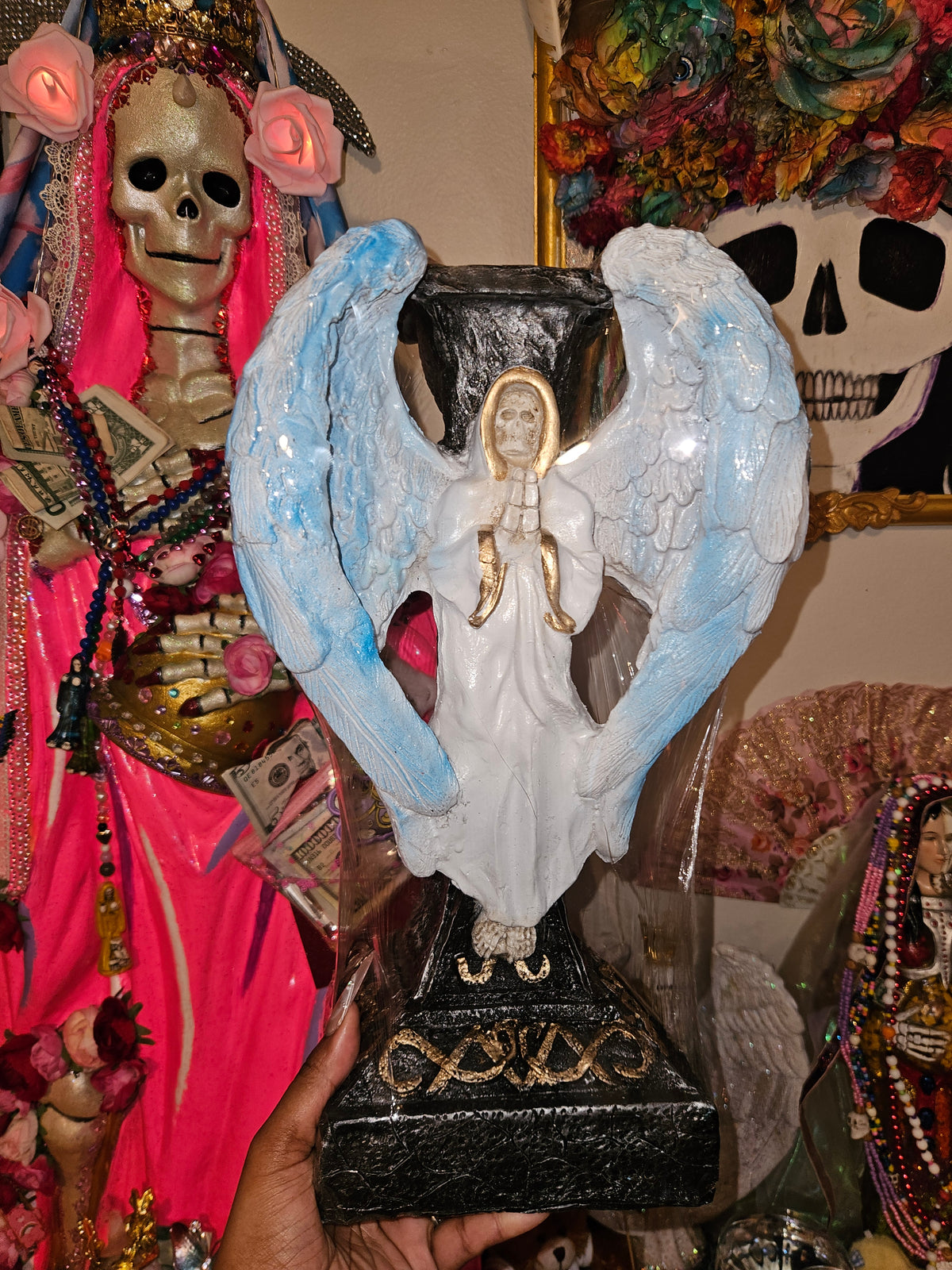14.5" White Robe Winged Santa Muerte Statue w/Cross behind her