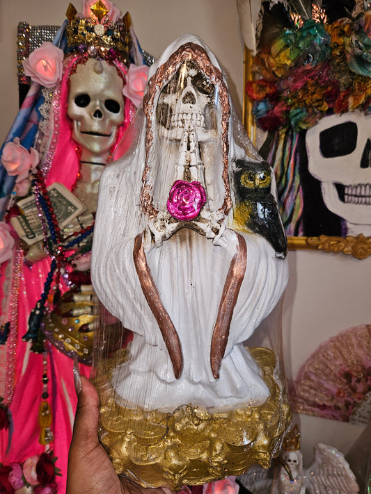 12" White Robe Prayer Hands Santa Muerte Statue
