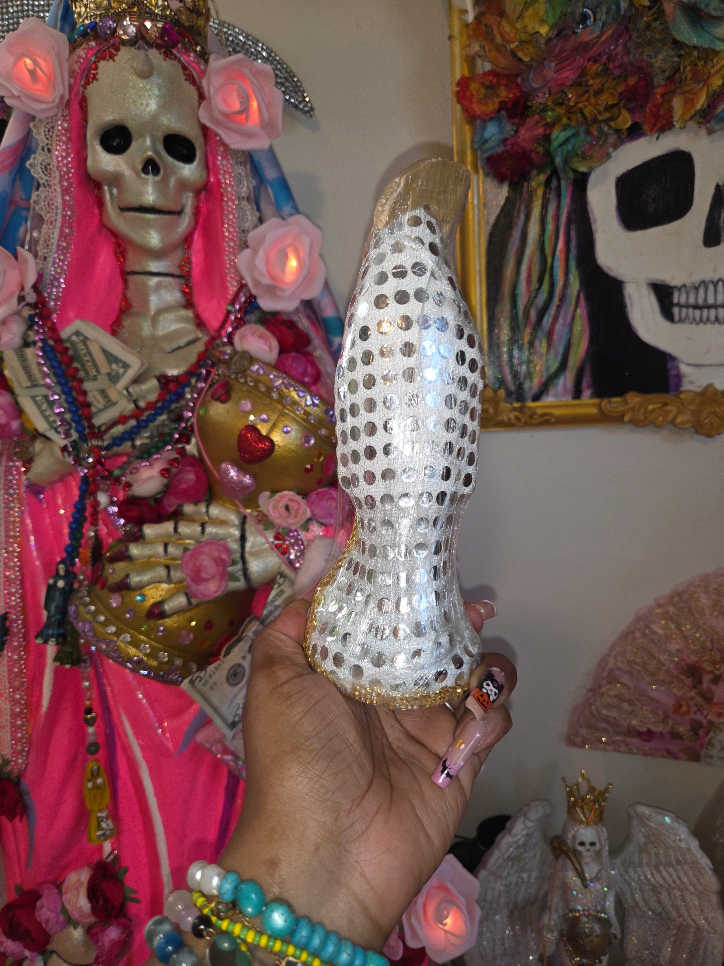 8" Vestida White Robe Santa Muerte Statue