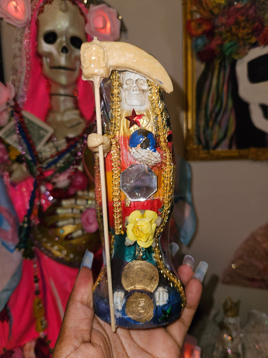 8" Vestida 7 Colores/Rainbow Robe Santa Muerte Statue