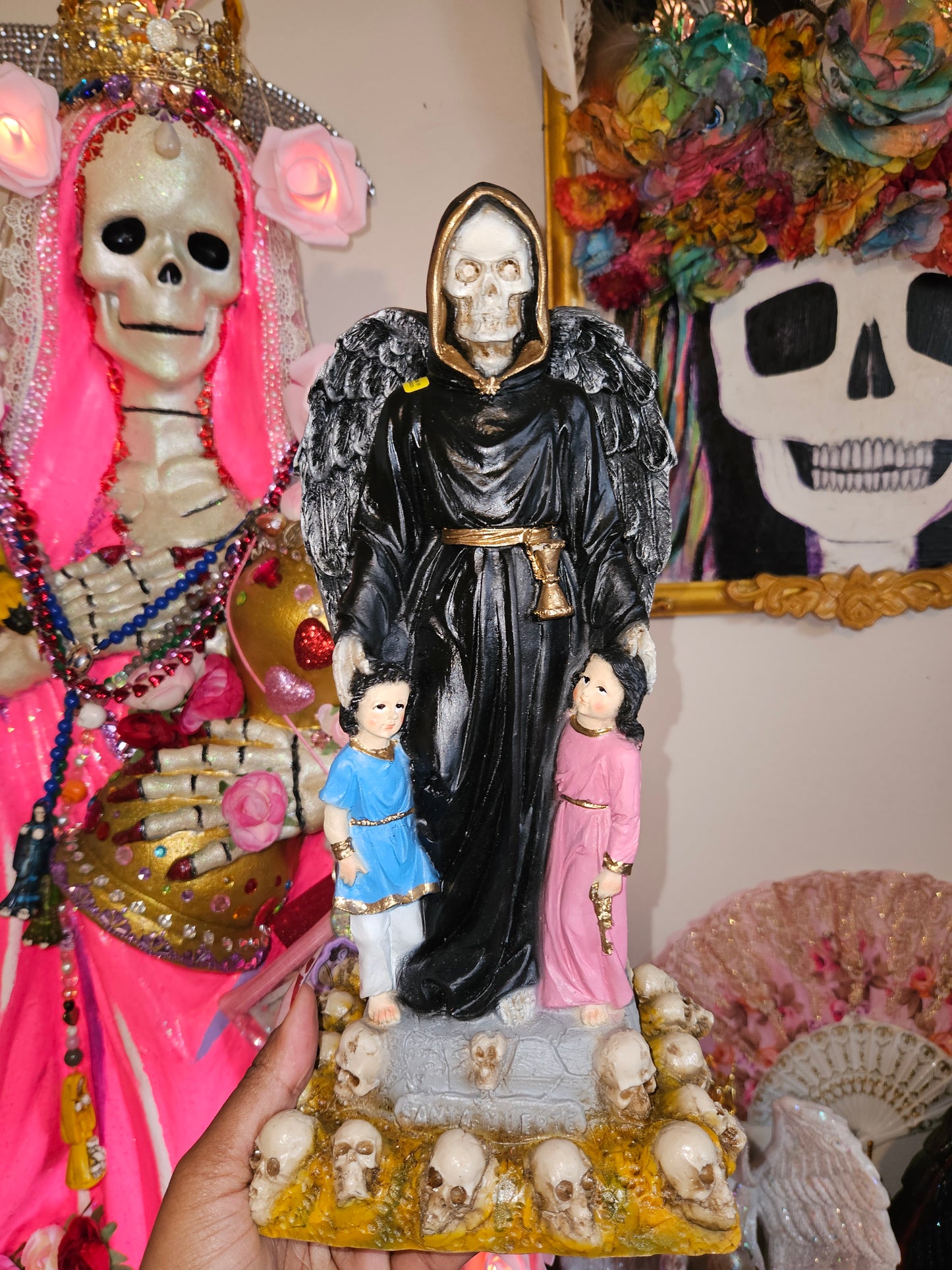 12" Winged Negra/ Black w/Children Robe Santa Muerte Statue