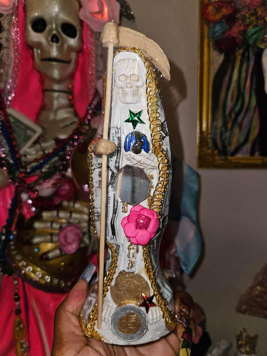 8" Vestida Money Robe Santa Muerte Statue