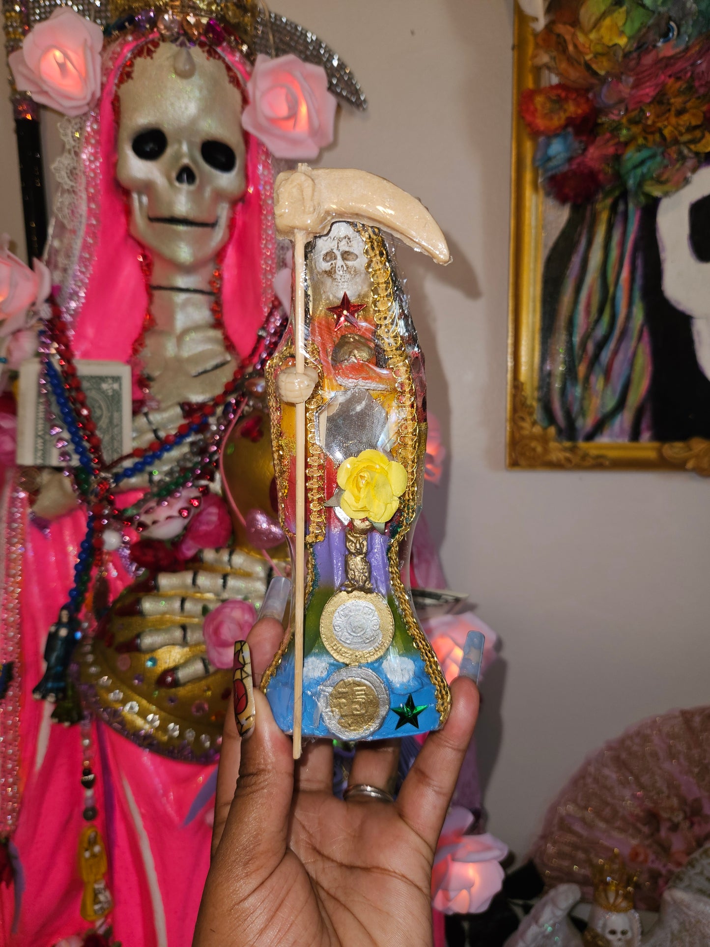 8" Vestida 7 Colores/Rainbow Robe Santa Muerte Statue