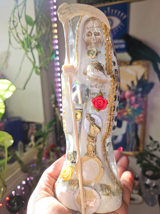 8" White Robe Santa Muerte Statue