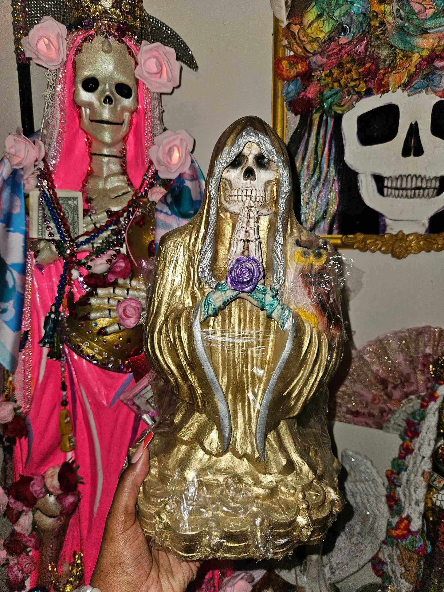 12" Gold (Oro/Dorada)Robe Prayer Hands Santa Muerte Statue