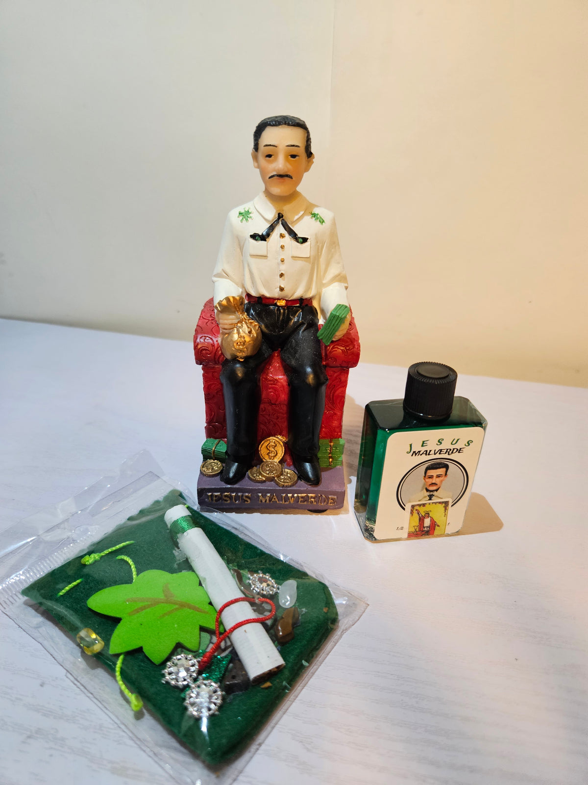5" Jesus Malverde Statue w/ Resguardo, Prayer Card and Oil