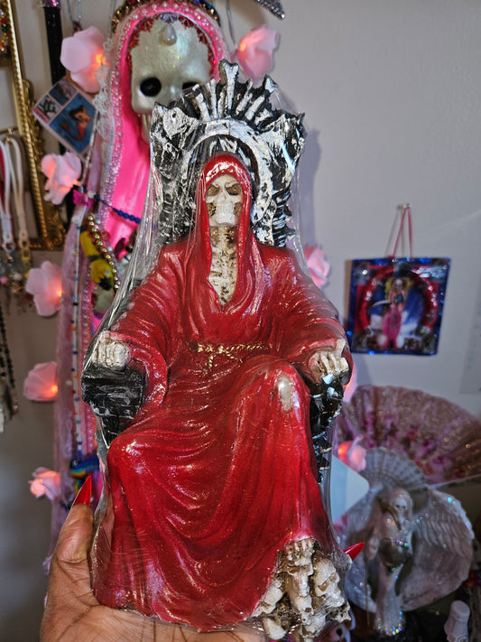 10" Sitting Red Robe Statue