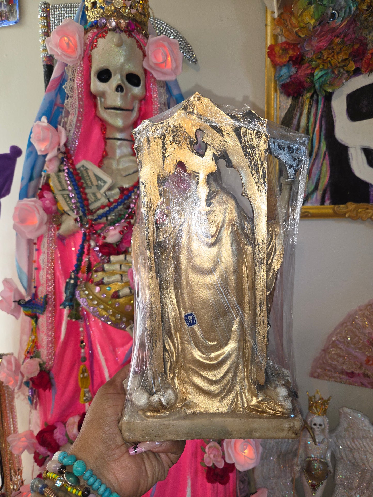 11" Gold Robe w/ Clock Santa Muerte Statue
