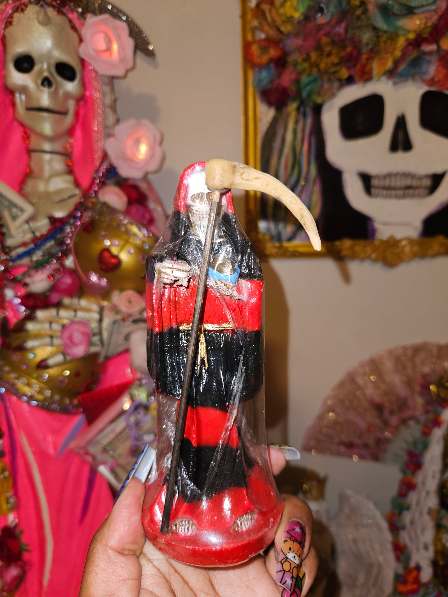 6" Black & Red/Reversible Robe Santa Muerte Statue